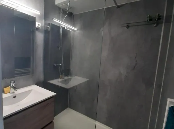 Appartement Studio Cabine 2 A 4 Personnes Face Mer. *